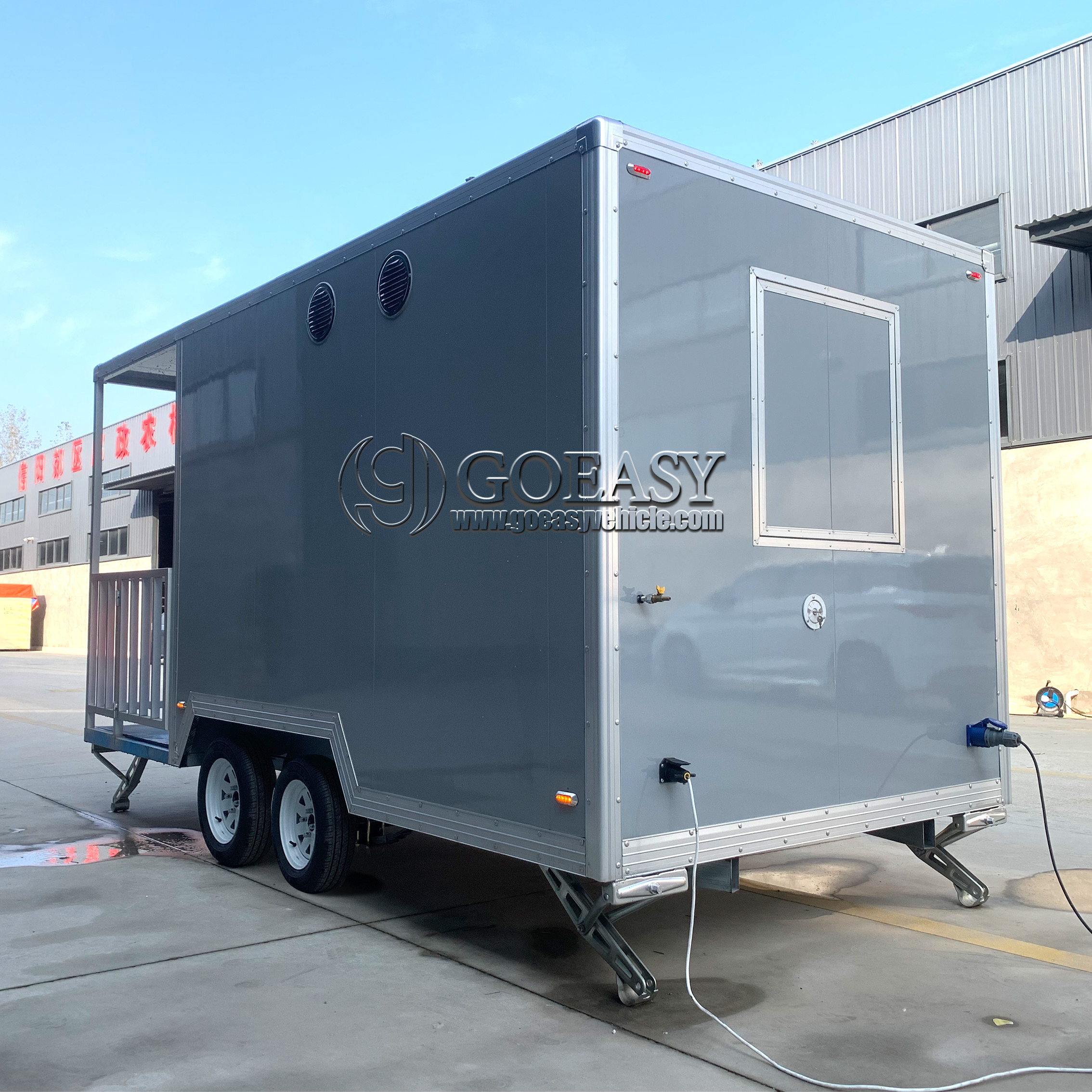 Luxury Food Truck Manufacturer - Coffee Equipment Manufacturers のレビューと価格