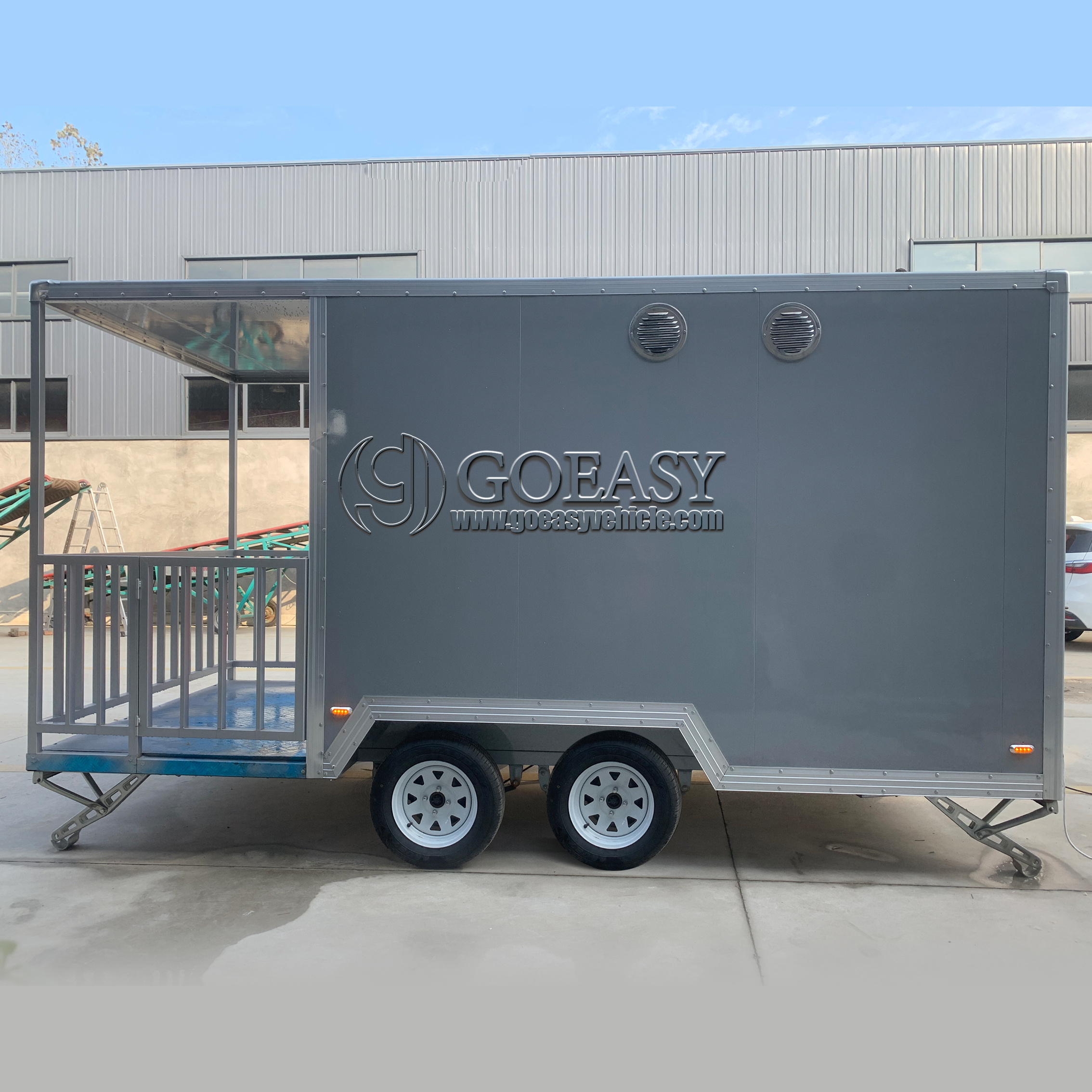 Luxury Food Truck Manufacturer - Coffee Equipment Manufacturers のレビューと価格